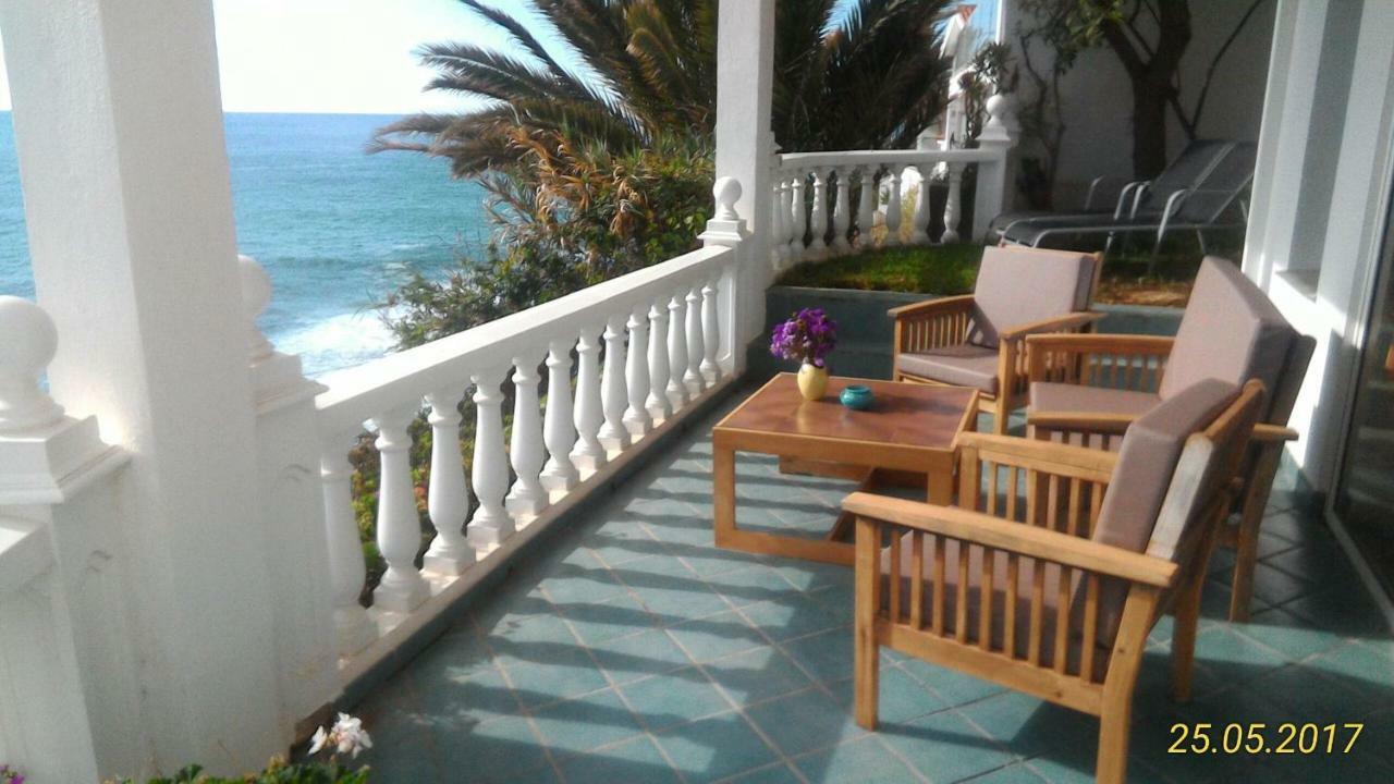 La Pardela Oceanfront Apartment Los Realejos Exterior photo
